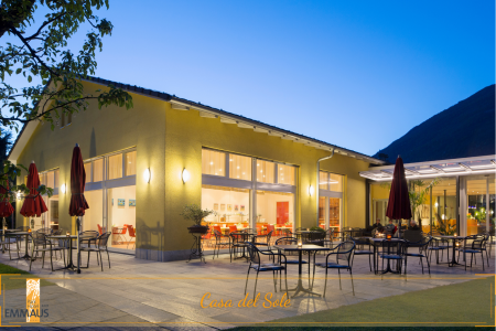 Parkhotel Emmaus building